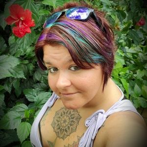 Meet your Posher, Christa